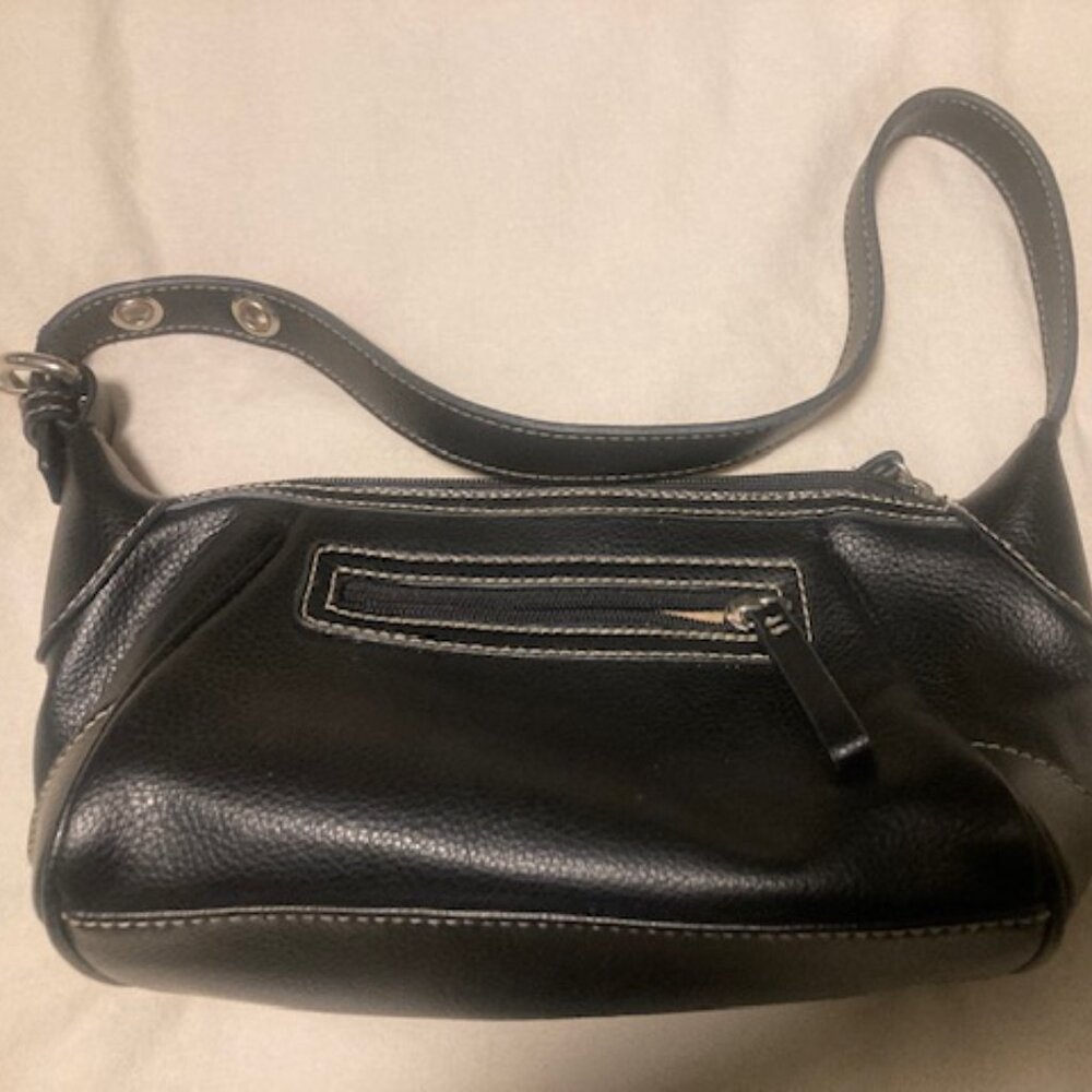Villager Shoulder Bag